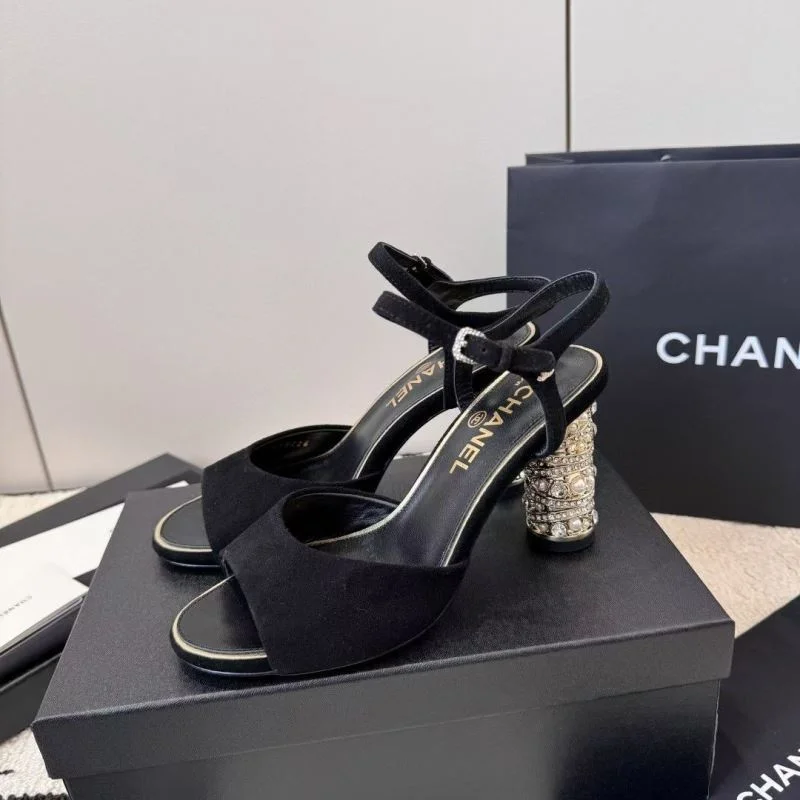 Unique Chanel Sandals 17878