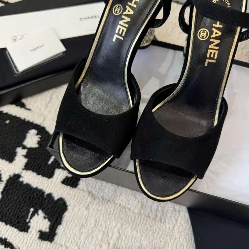Unique Chanel Sandals 17878