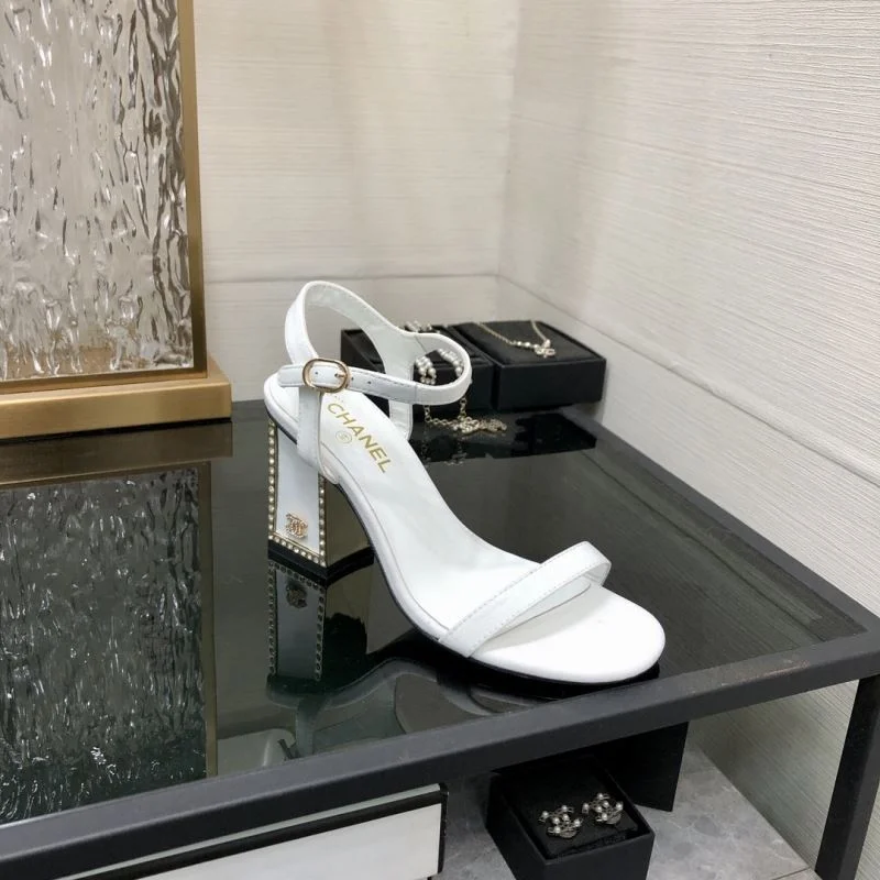 NewStyle Chanel Sandals 17905