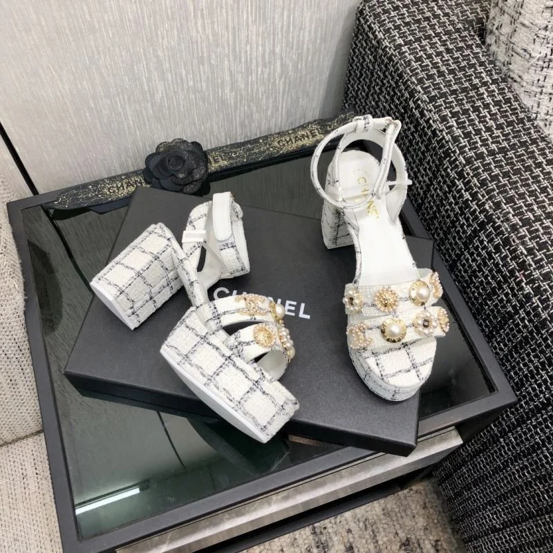 Chic Chanel Sandals 17838