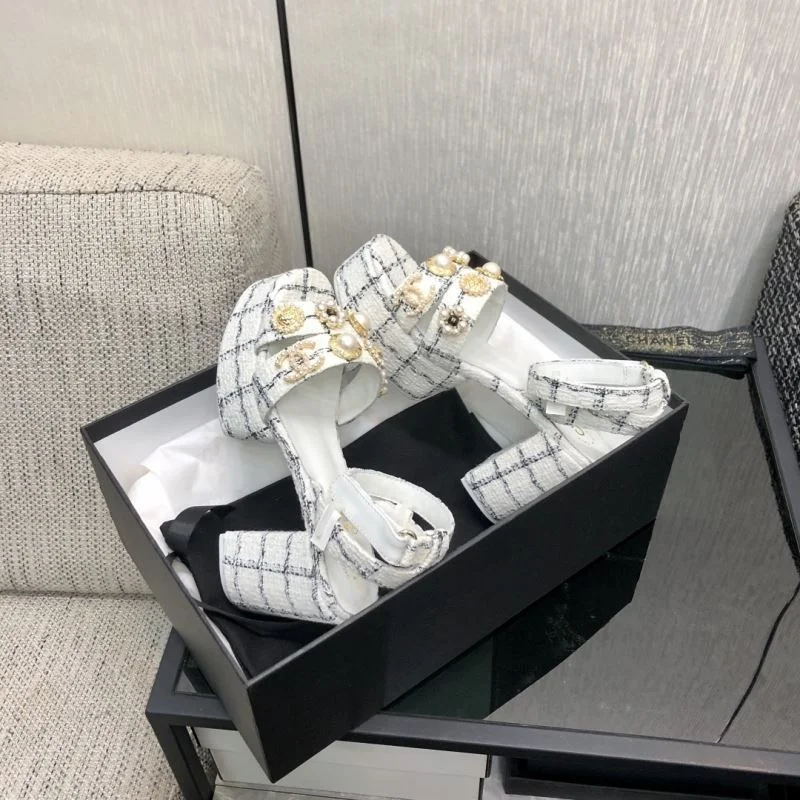 Chic Chanel Sandals 17838