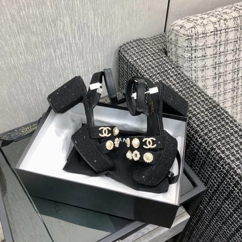 Sleek Chanel Sandals 17822
