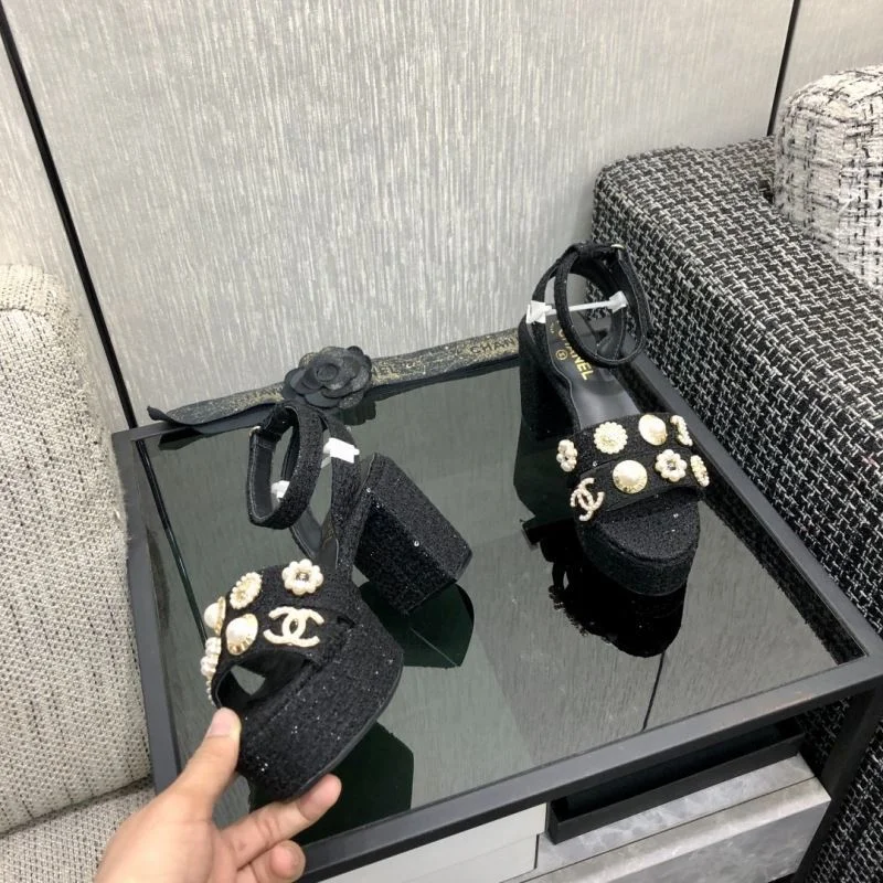Sleek Chanel Sandals 17822