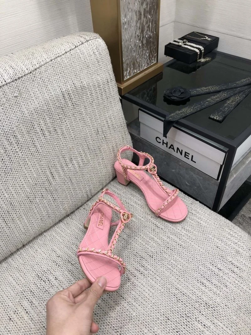 EyeCatching Chanel Sandals 17811