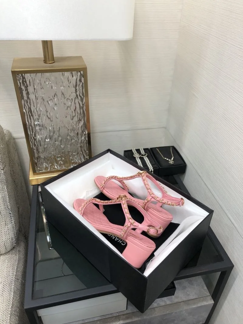 EyeCatching Chanel Sandals 17811