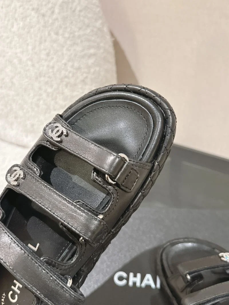 Durable Chanel Sandals 17808