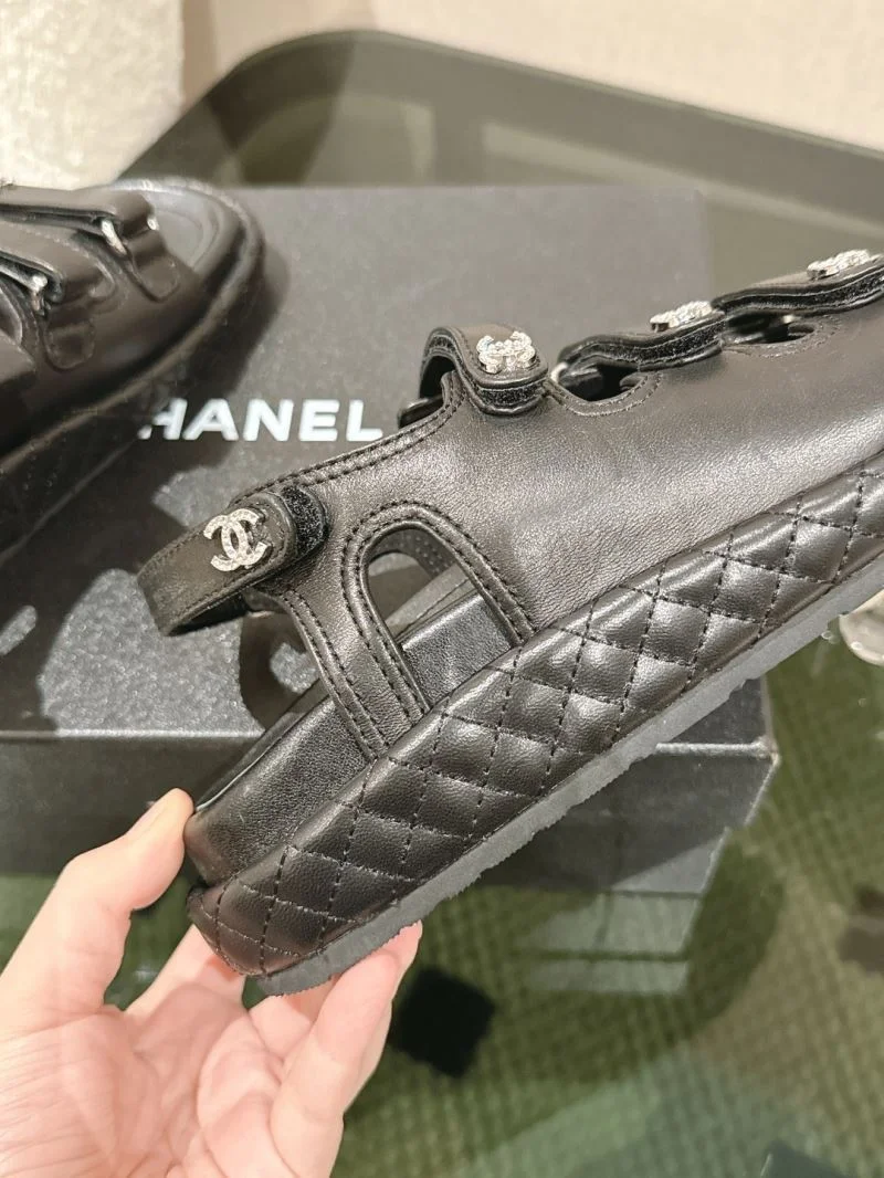 Durable Chanel Sandals 17808