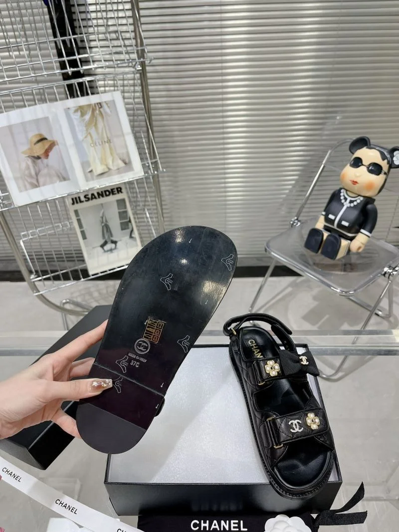 Timeless Chanel Sandals 17802