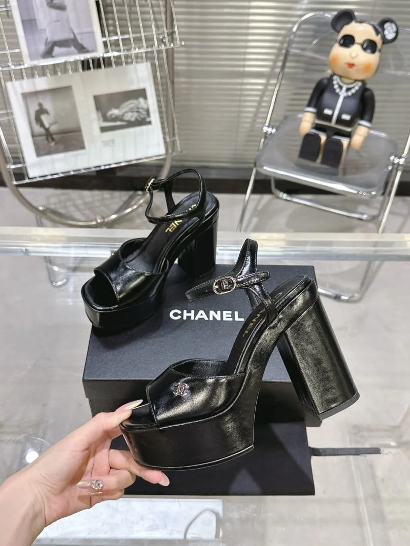 WellDesigned Chanel Sandals 17779
