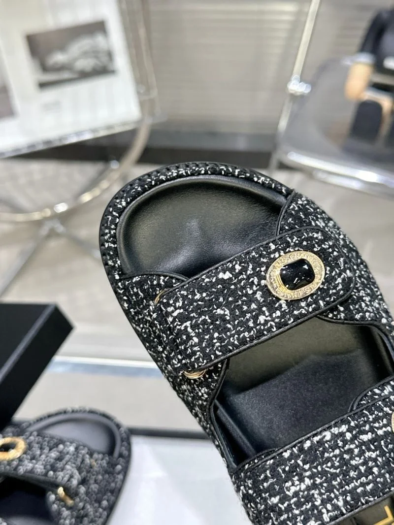 MoistureWicking Chanel Sandals 17781