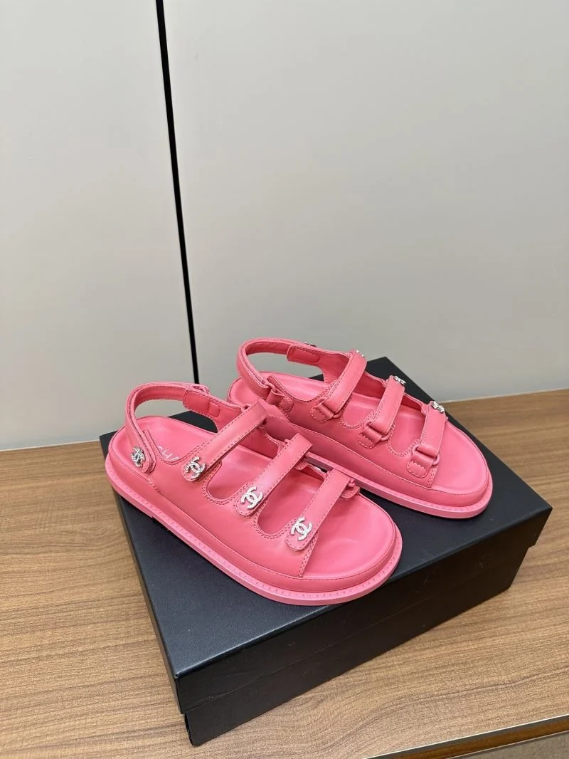 Snug Chanel Sandals 17776