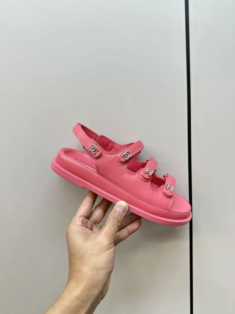 Snug Chanel Sandals 17776
