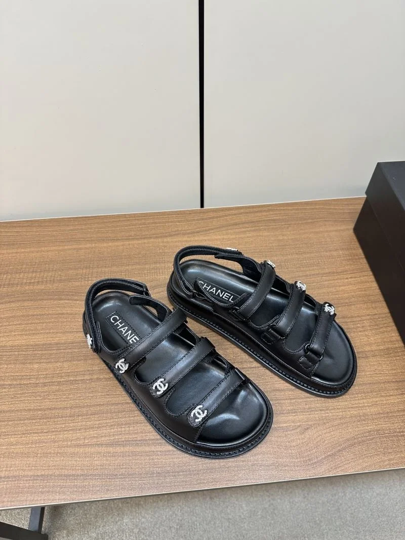 Bold Chanel Sandals 17768