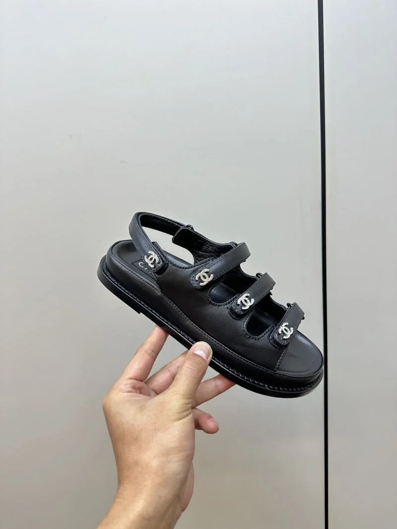 Bold Chanel Sandals 17768
