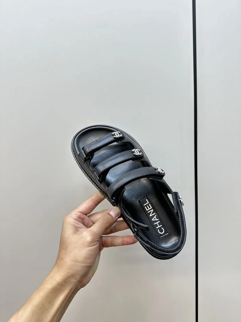 Bold Chanel Sandals 17768
