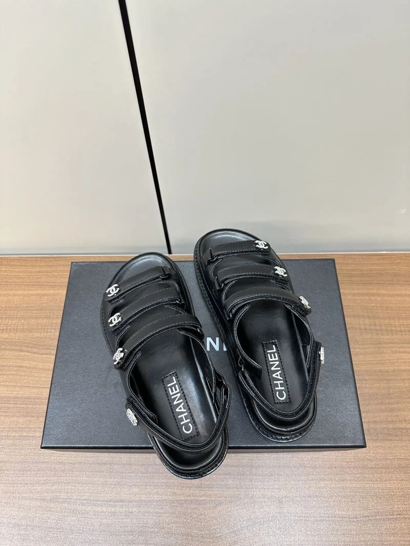 Bold Chanel Sandals 17768