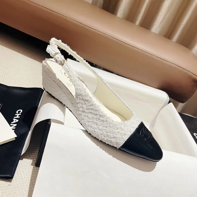 Packable Chanel Sandals 17763