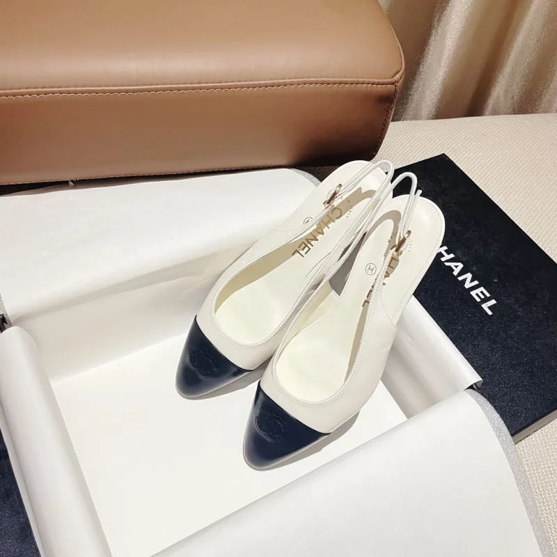 Fashionable Chanel Sandals 17754