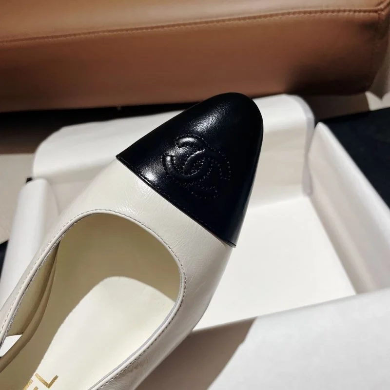 Fashionable Chanel Sandals 17754