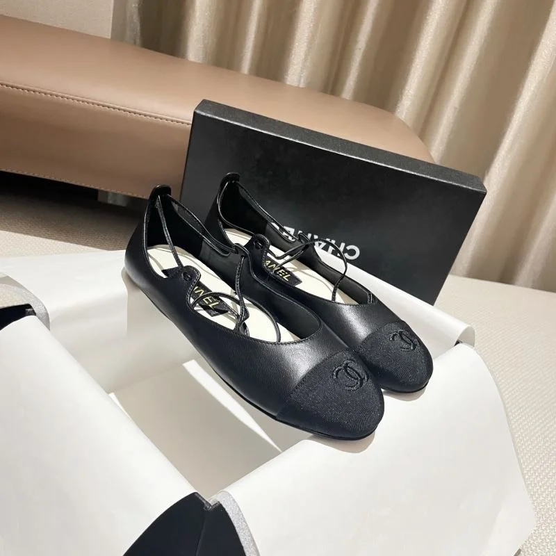 Chanel Sandals UrbanChic 17753