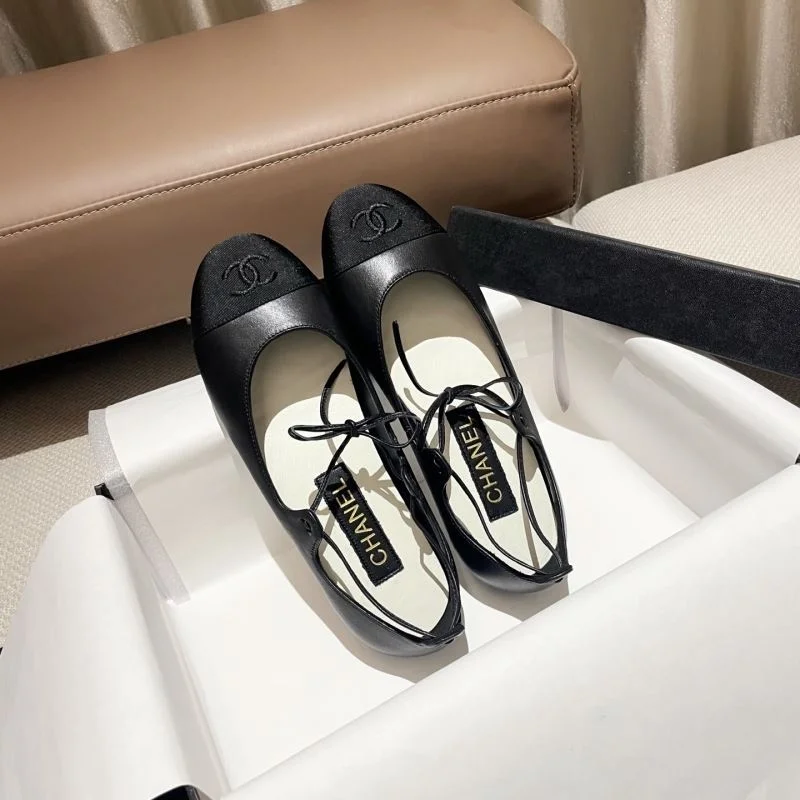 Chanel Sandals UrbanChic 17753