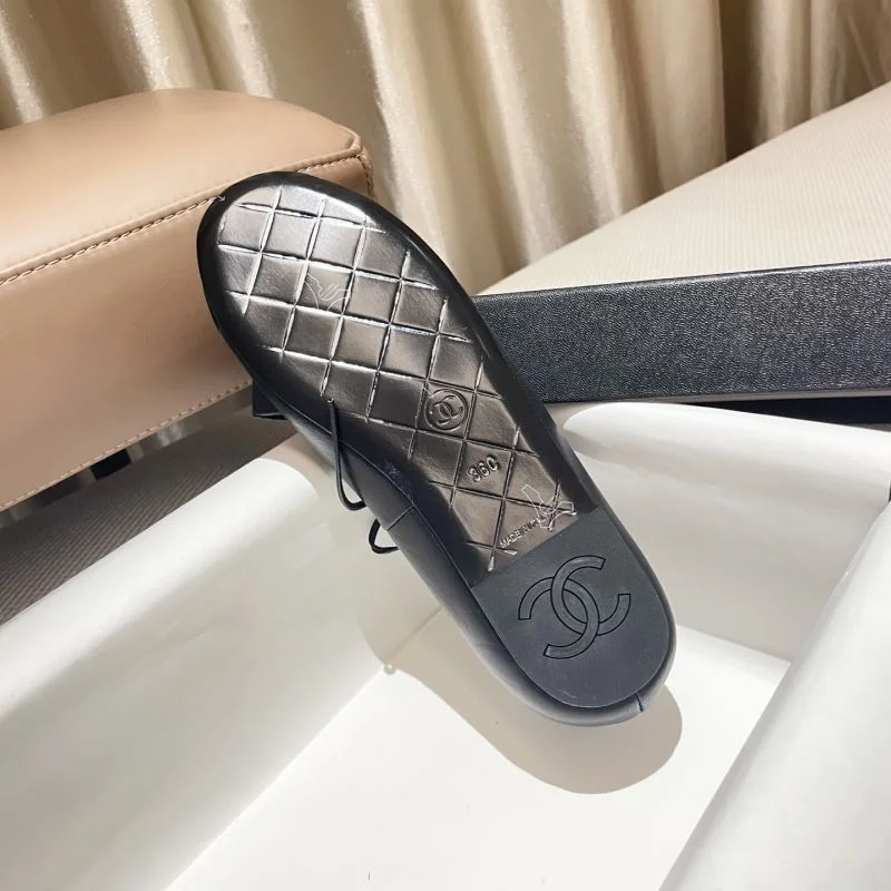 Chanel Sandals UrbanChic 17753