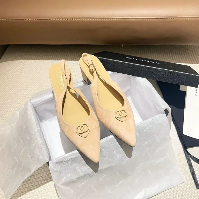 Lightweight Chanel Sandals 17804
