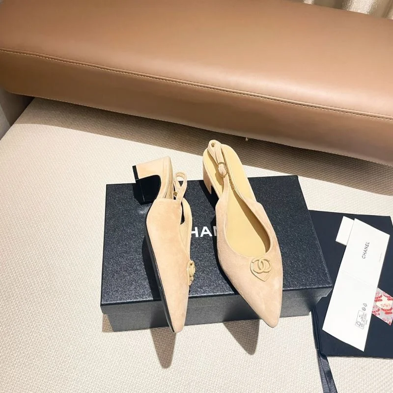 Lightweight Chanel Sandals 17804