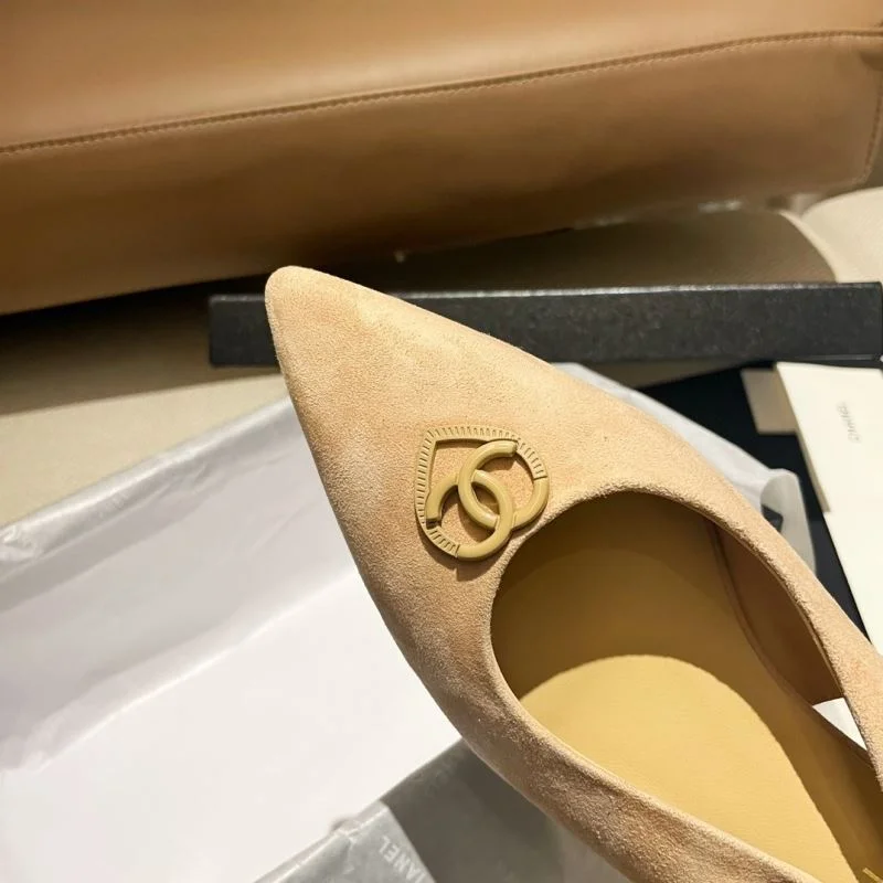 Lightweight Chanel Sandals 17804