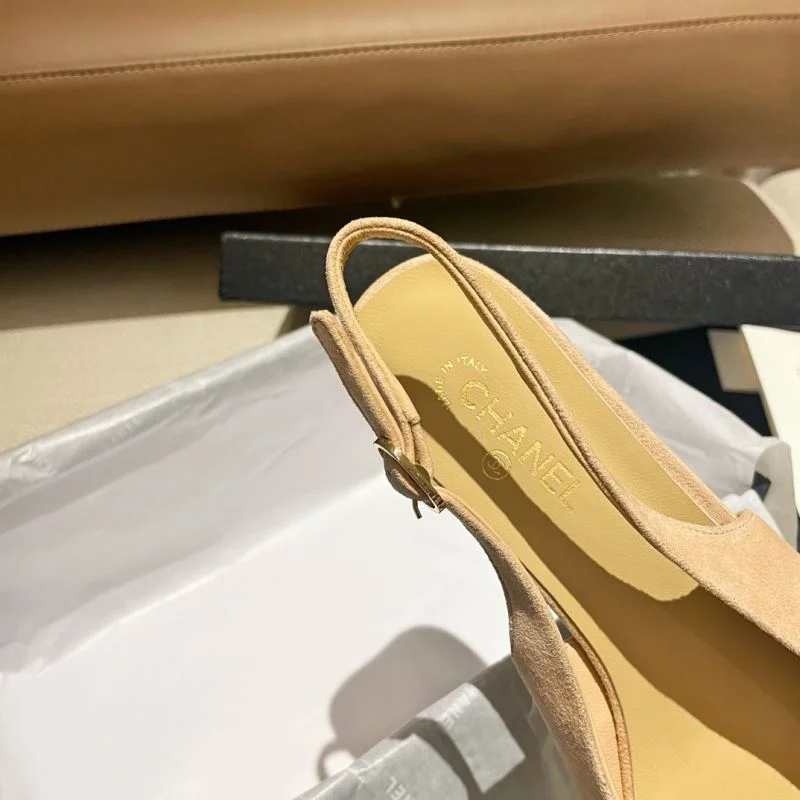 Lightweight Chanel Sandals 17804