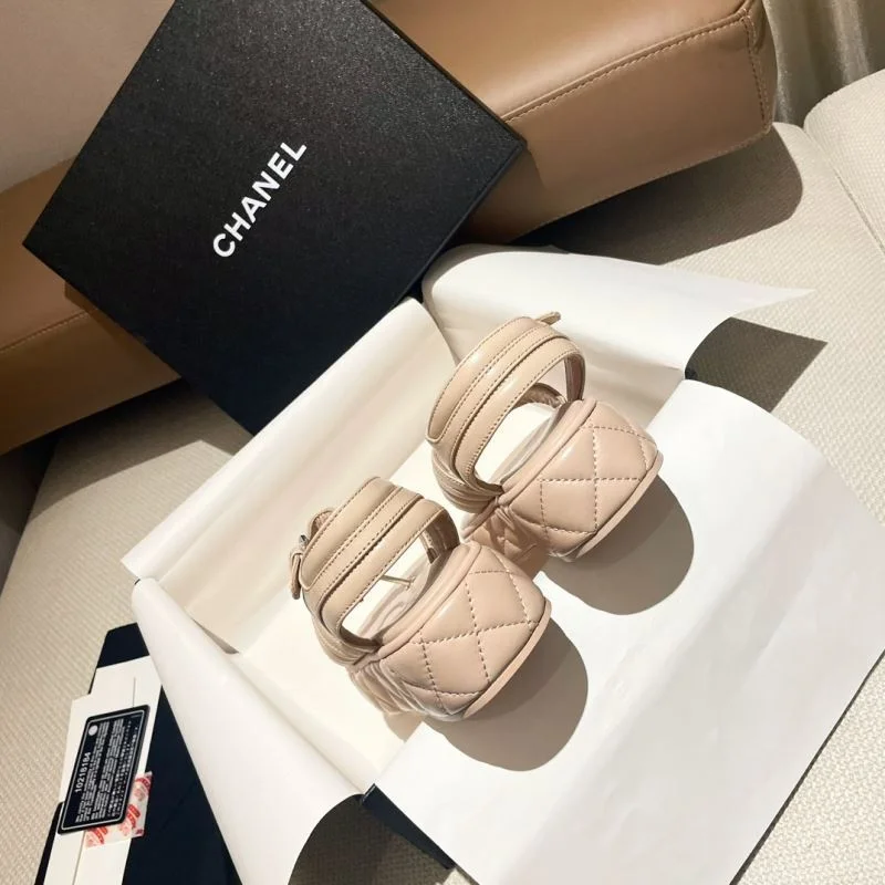 NewStyle Chanel Sandals 17740