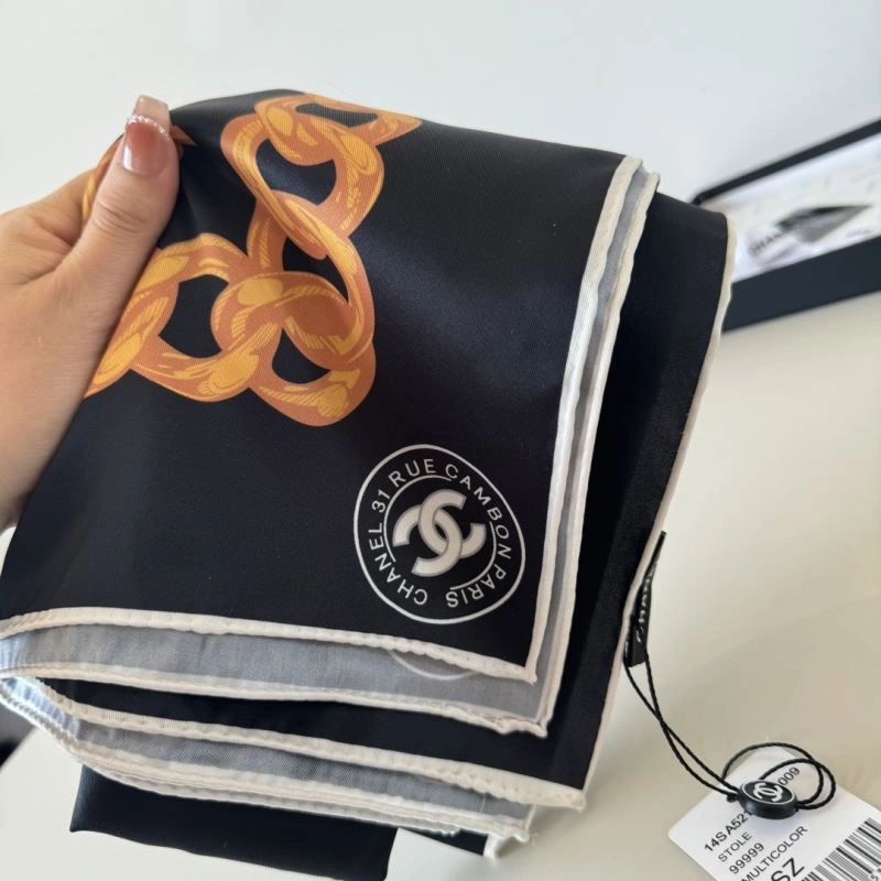 Chanel Scarf UrbanChic 270840