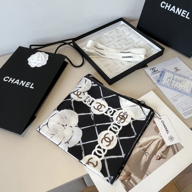 StreetReady Chanel Scarf 270841