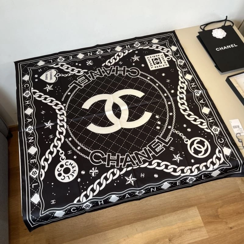 Lightweight Chanel Scarf 270839