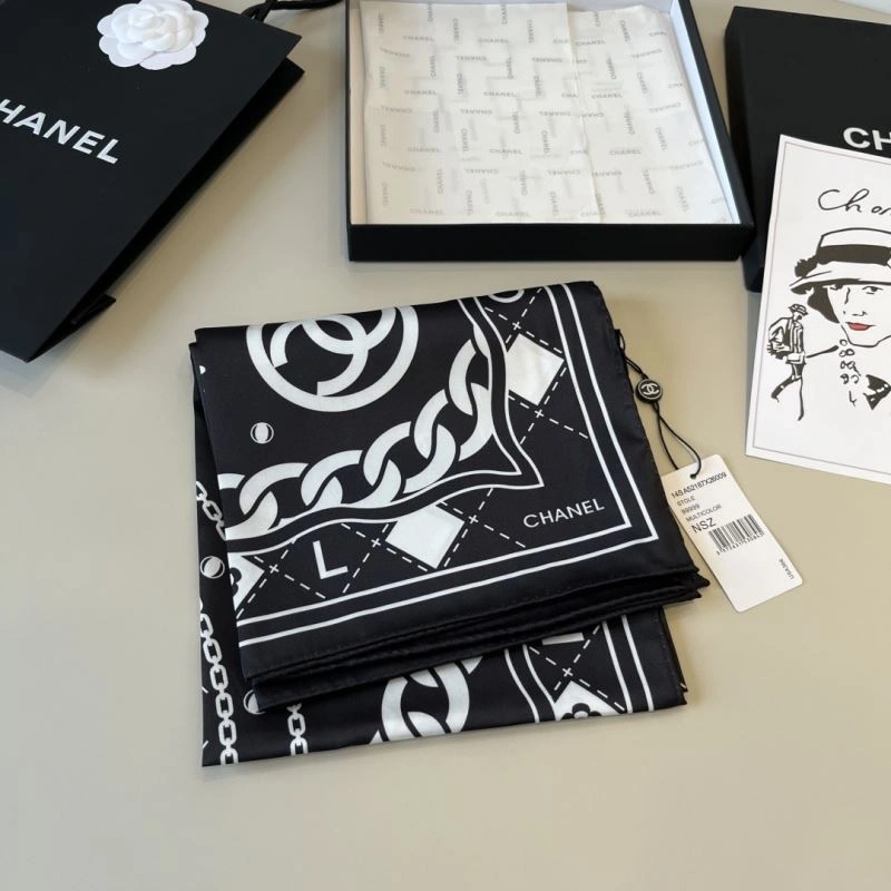 Lightweight Chanel Scarf 270839