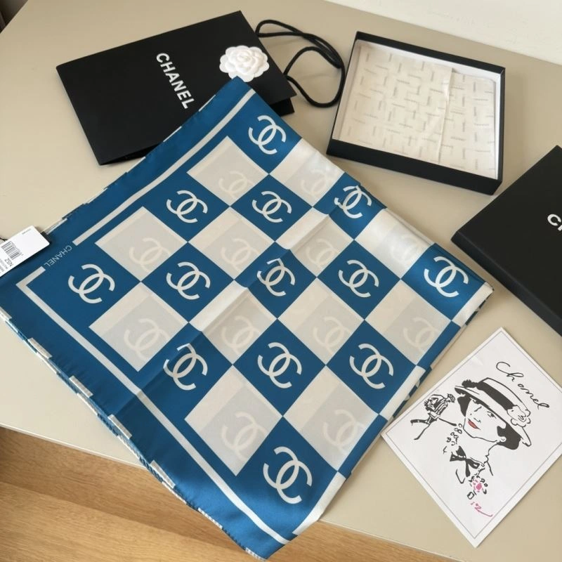 Functional Chanel Scarf 270810