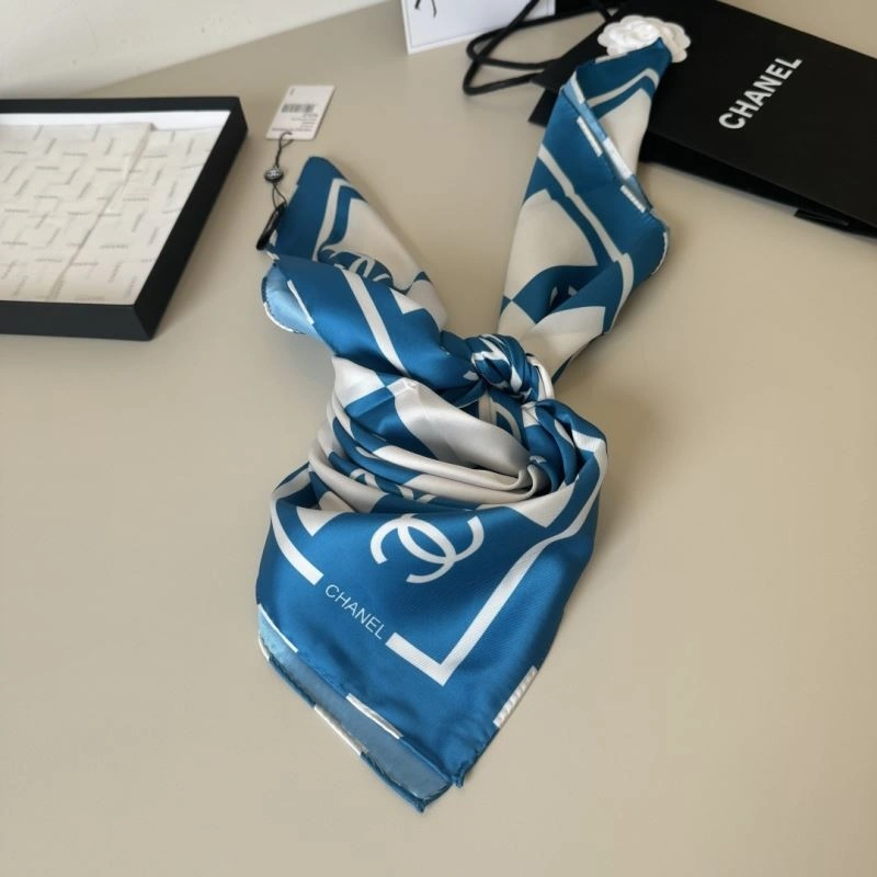 Functional Chanel Scarf 270810