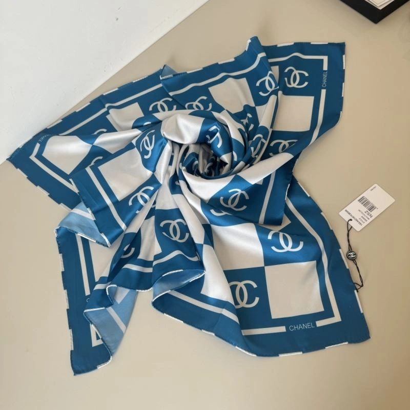 Functional Chanel Scarf 270810
