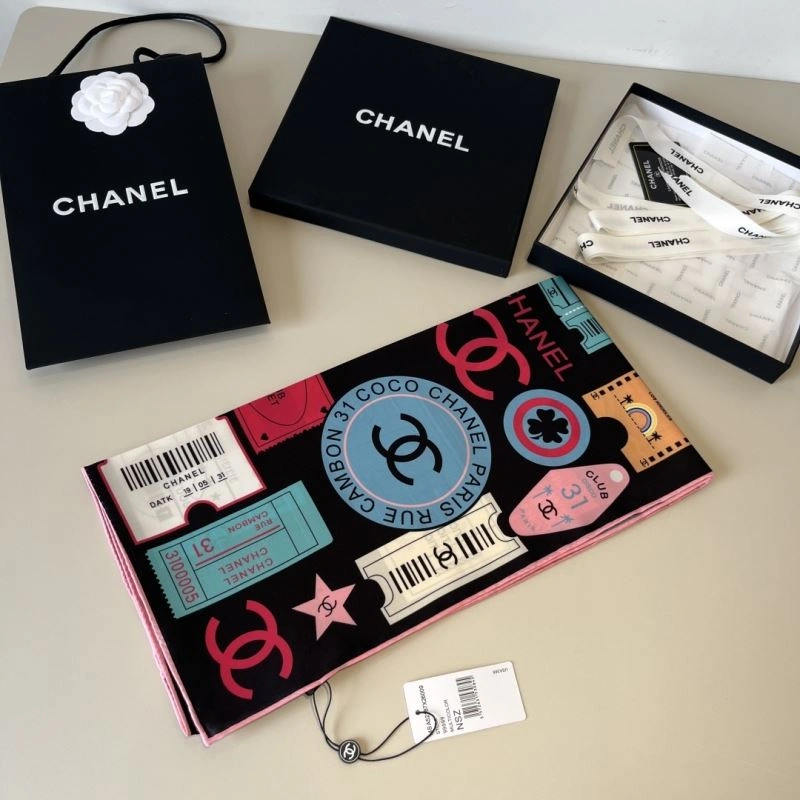 TechFriendly Chanel Scarf 270780