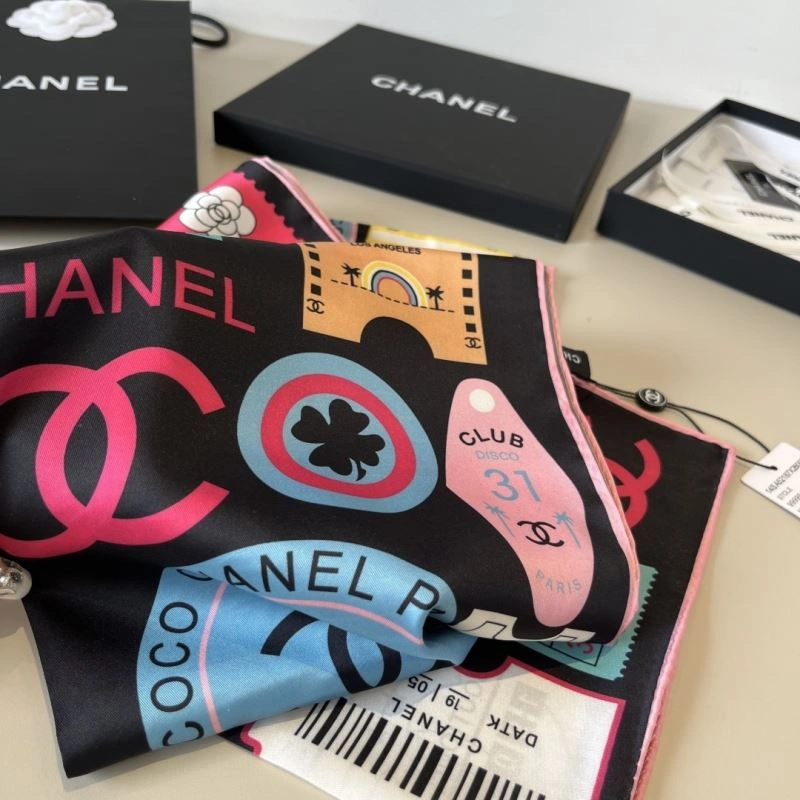 TechFriendly Chanel Scarf 270780