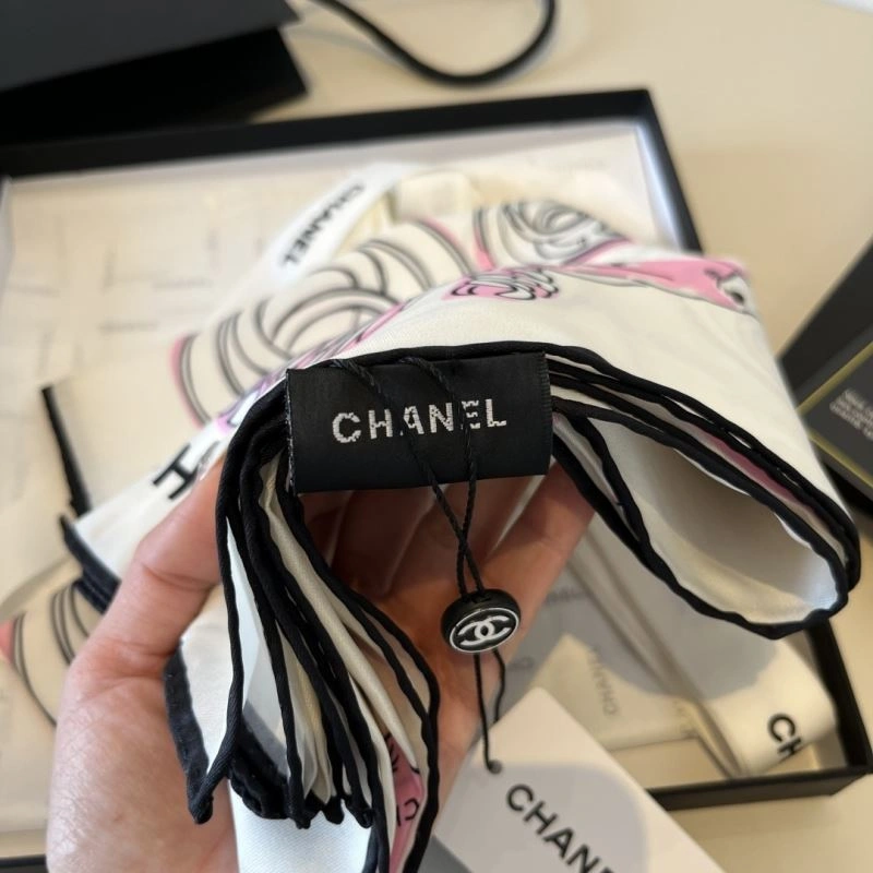 Elegant Chanel Scarf 270787