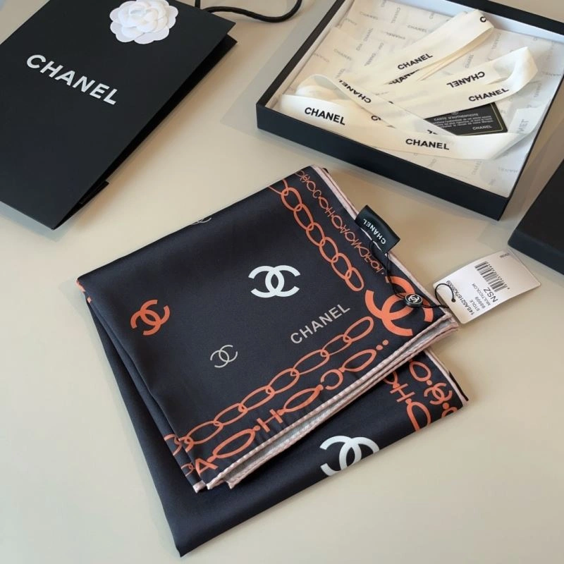 Bold Chanel Scarf 270792