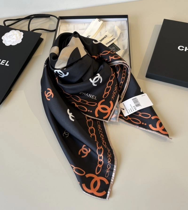 Bold Chanel Scarf 270792