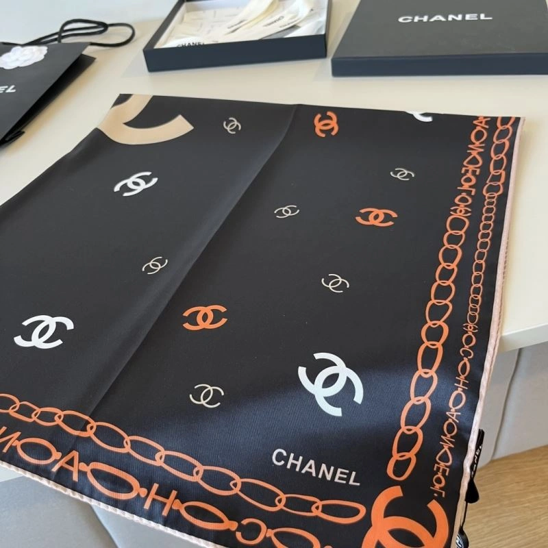 Bold Chanel Scarf 270792