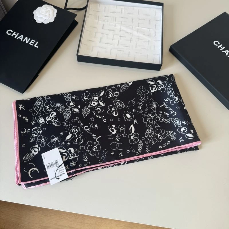 Fashionable Chanel Scarf 270797