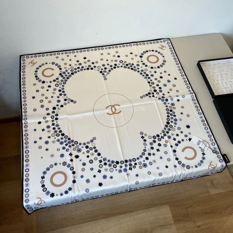 Breathable Chanel Scarf 270769