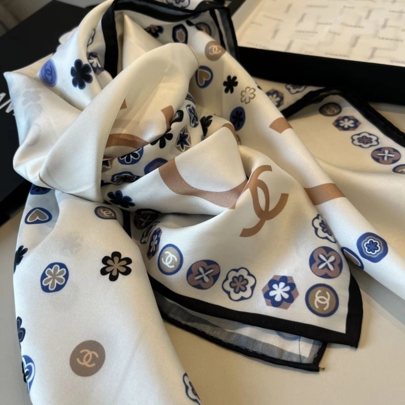 Breathable Chanel Scarf 270769