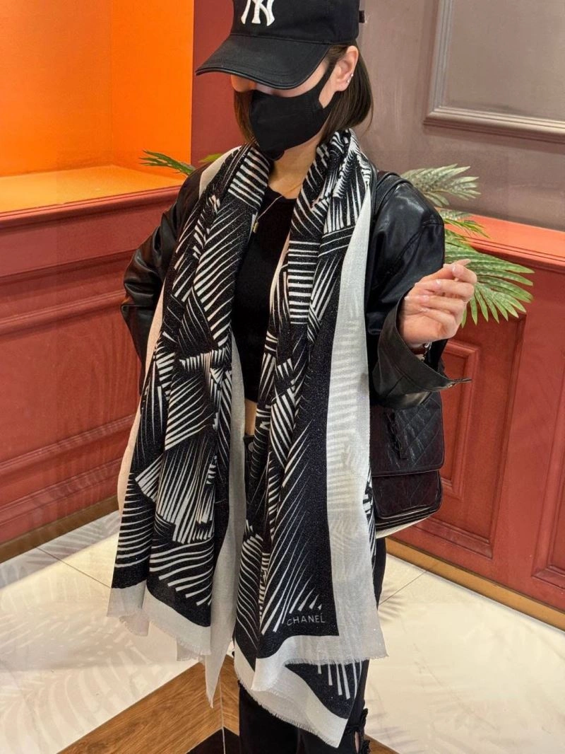 Stretchable Chanel Scarf 271305