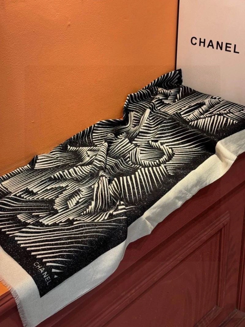 Stretchable Chanel Scarf 271305