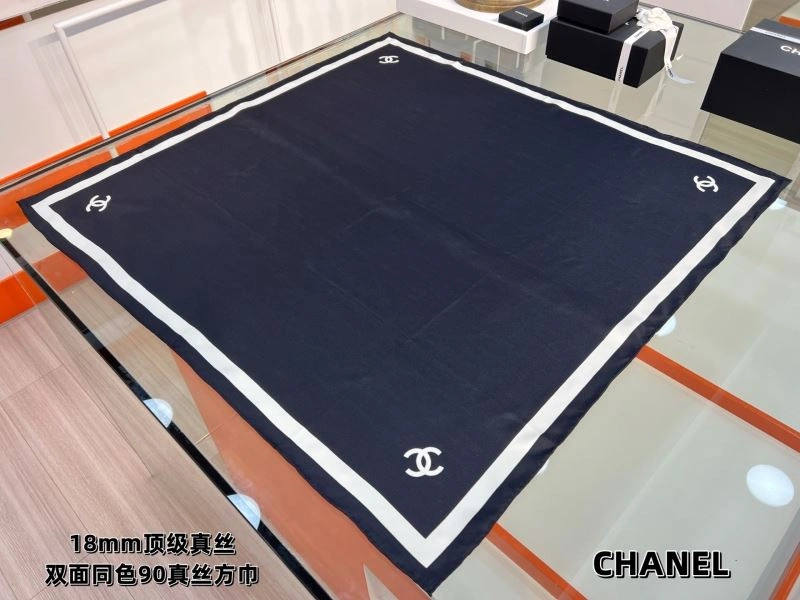 WellDesigned Chanel Scarf 271285